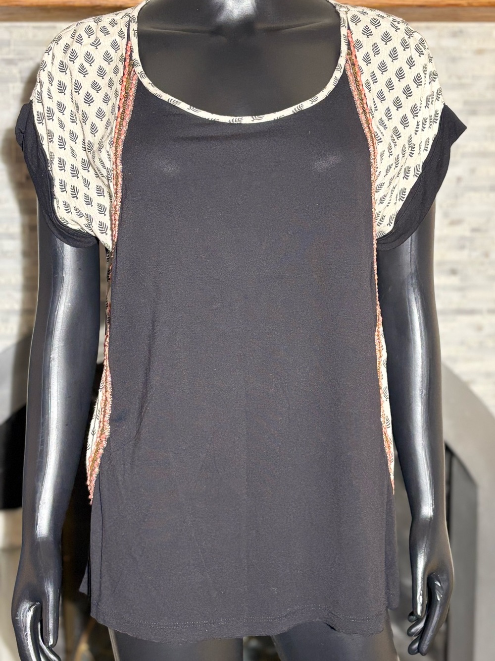 Anthropologie Akemi + Kin Anaphora Beaded Sequin Blouse Top M